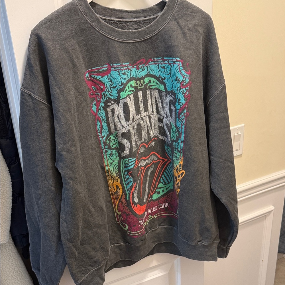 The Rolling Stones Gray Tee with Turquoise and Pink Accents